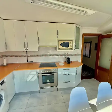 Izaro Home, Coqueto Piso Con Vistas Al Puerto *