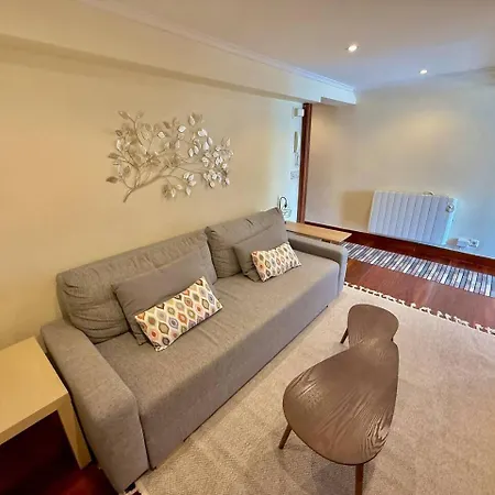 Izaro Home, Coqueto Piso Con Vistas Al Puerto شقة